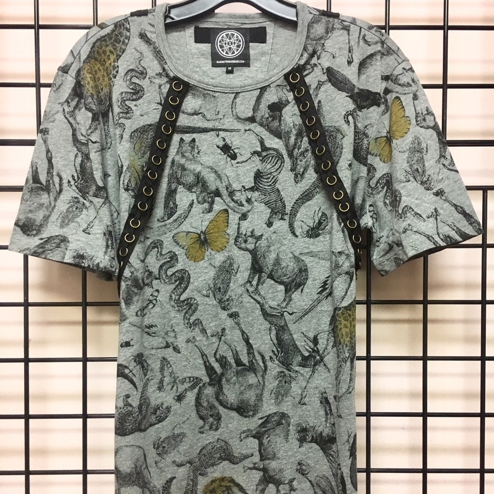 🔴 Animal Print All Over Harness Tee NWT Unisex